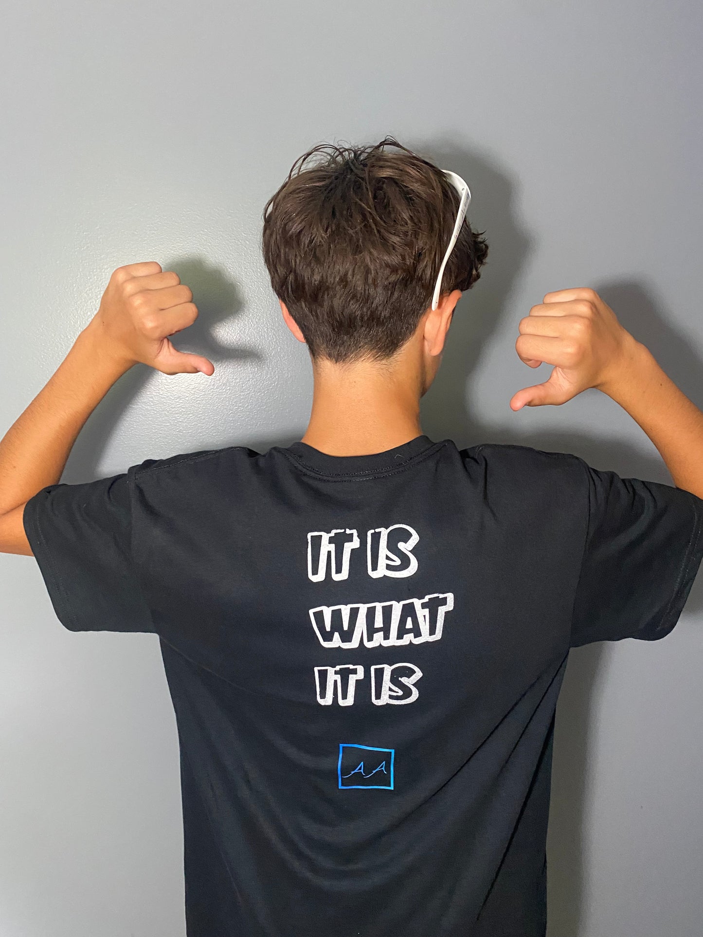 Hoodie + T-shirt bundle